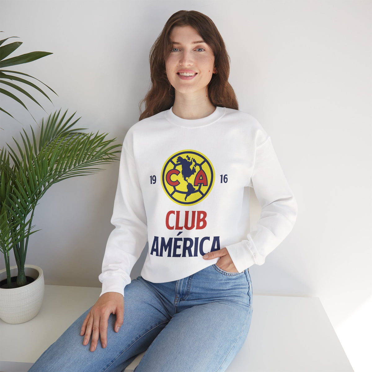 Club América Retro Unisex Sweatshirt – official Club América licensed merch (view 2)