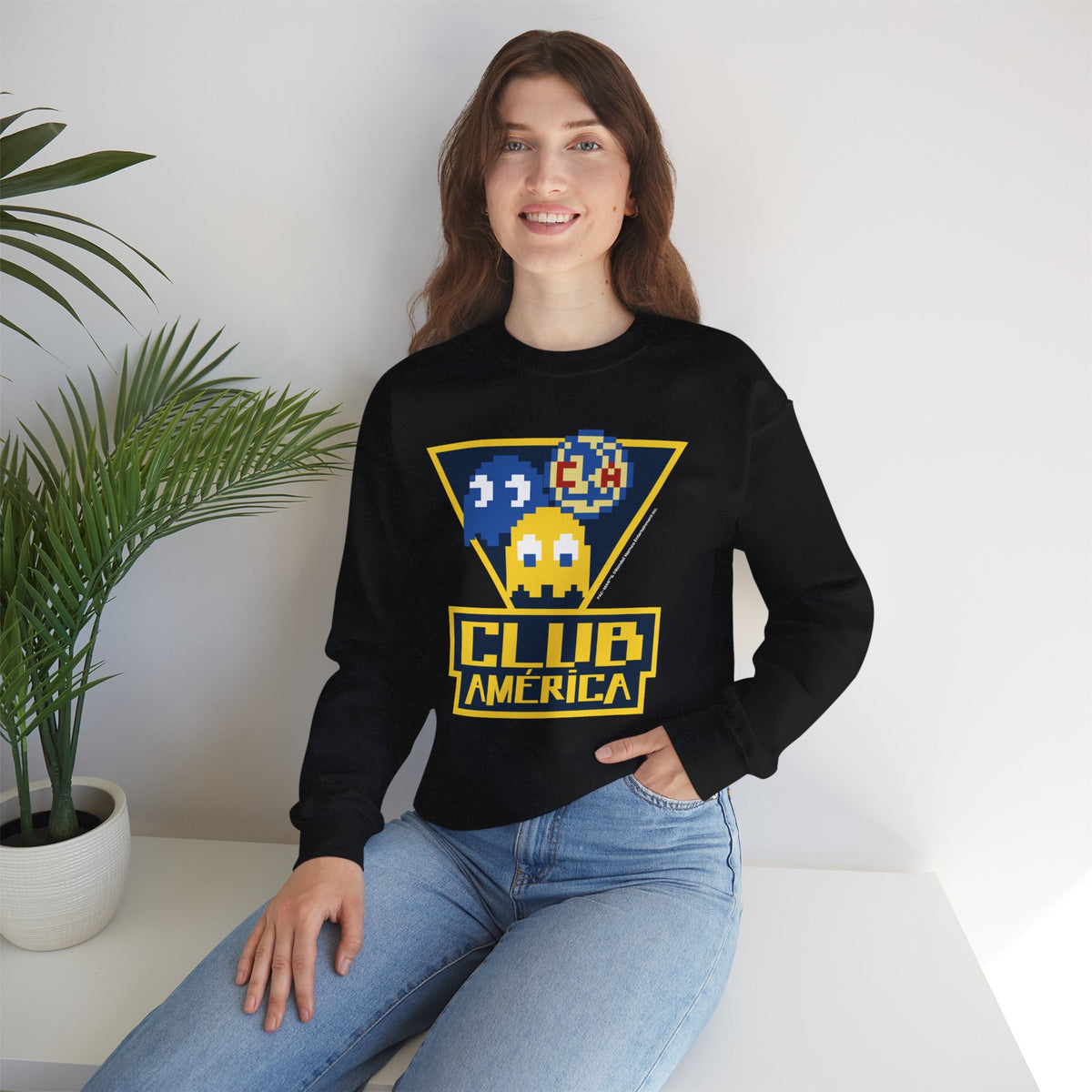 Club América x PAC-MAN - Sweatshirt – official Club América x PAC-MAN licensed merch (view 3)
