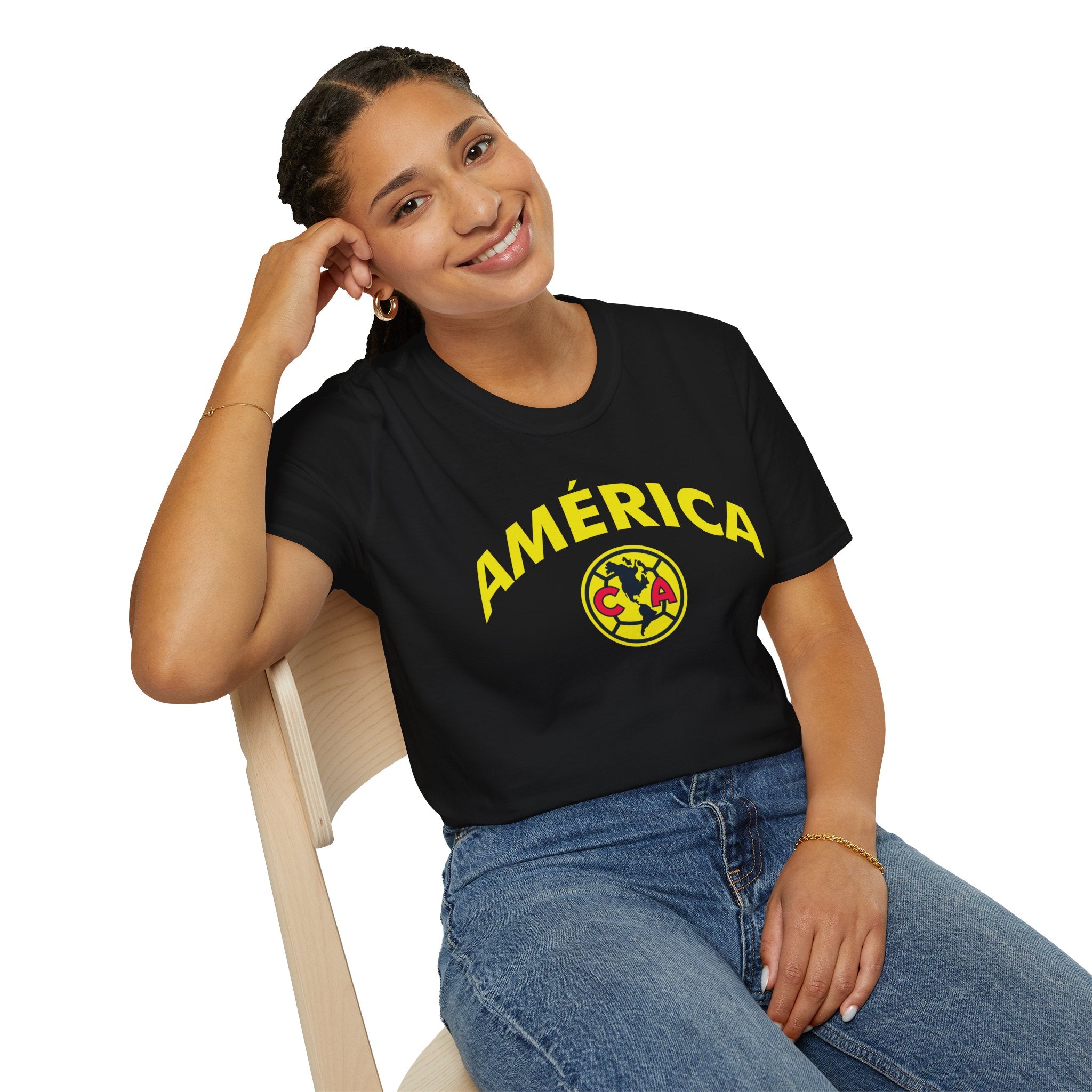 Club América Unisex T-Shirt - Classic Logo Design