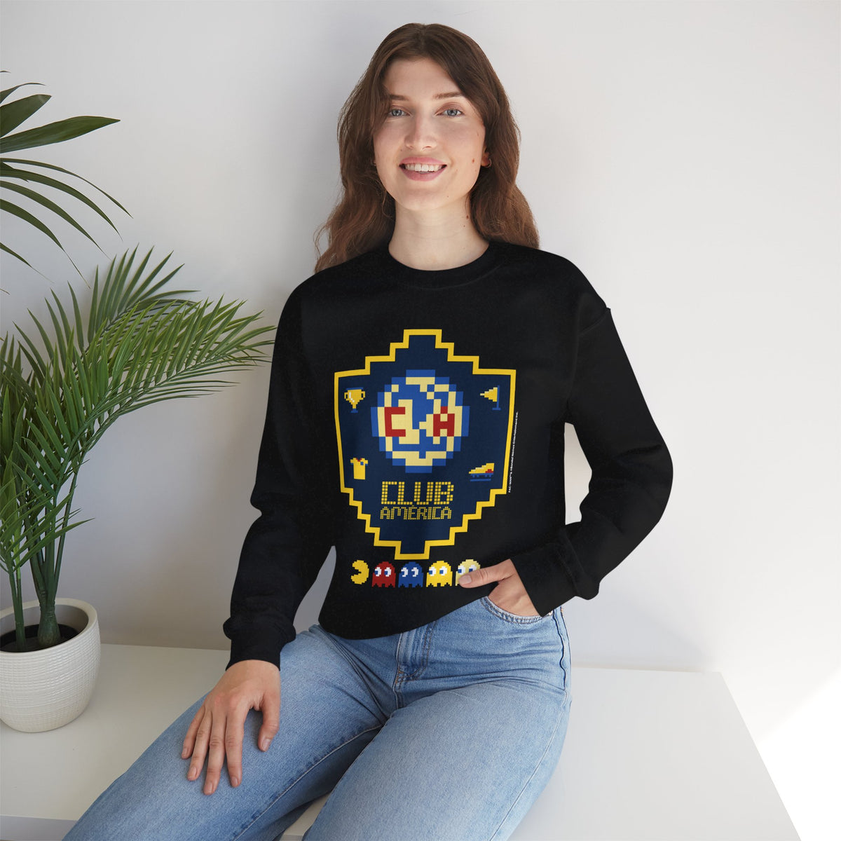 Club América x PAC-MAN - Sweatshirt – official Club América x PAC-MAN licensed merch (view 3)
